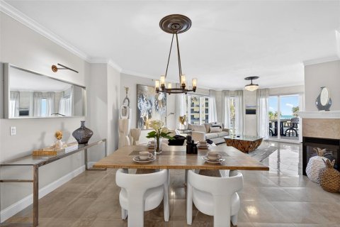 Condo in Daytona Beach Shores, Florida, 3 bedrooms  № 2145447 - photo 7