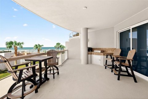Condo in Daytona Beach Shores, Florida, 3 bedrooms  № 2145447 - photo 17