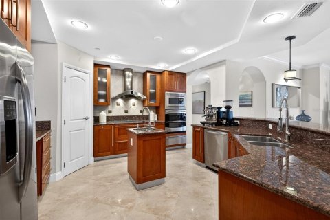 Condo in Daytona Beach Shores, Florida, 3 bedrooms  № 2145447 - photo 24