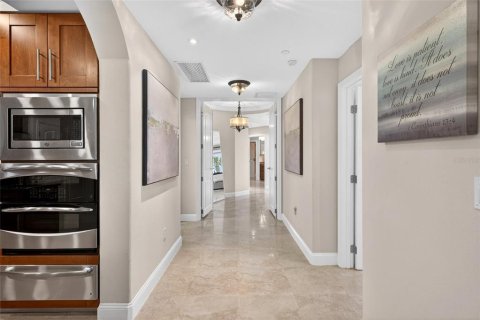 Condo in Daytona Beach Shores, Florida, 3 bedrooms  № 2145447 - photo 30