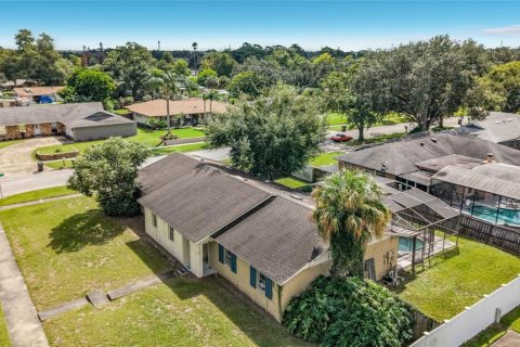 Casa en venta en Orlando, Florida, 4 dormitorios, 165.27 m2 № 2387605 - foto 3