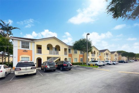 Condo in Homestead, Florida, 3 bedrooms  № 1968356