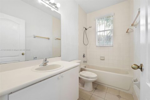 Condo in Homestead, Florida, 3 bedrooms  № 1968356 - photo 17