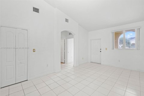 Condo in Homestead, Florida, 3 bedrooms  № 1968356 - photo 4