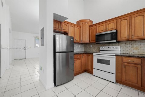 Condo in Homestead, Florida, 3 bedrooms  № 1968356 - photo 8