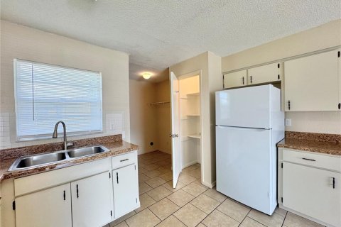 Appartement à louer à Lake Wales, Floride: 2 chambres, 75.44 m2 № 2103230 - photo 7