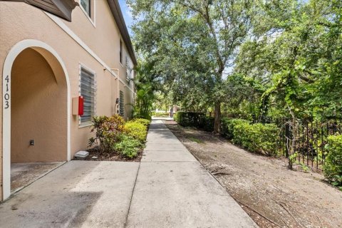 Condo in Sarasota, Florida, 3 bedrooms  № 1806566 - photo 4