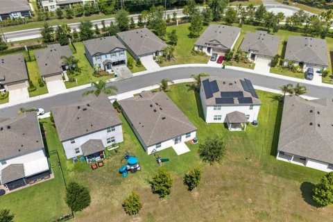 Villa ou maison à vendre à Zephyrhills, Floride: 4 chambres, 171.13 m2 № 2217537 - photo 11