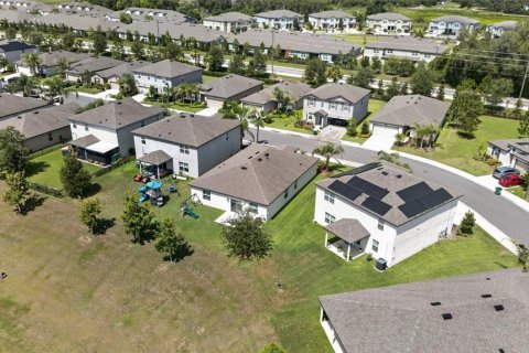 Villa ou maison à vendre à Zephyrhills, Floride: 4 chambres, 171.13 m2 № 2217537 - photo 13