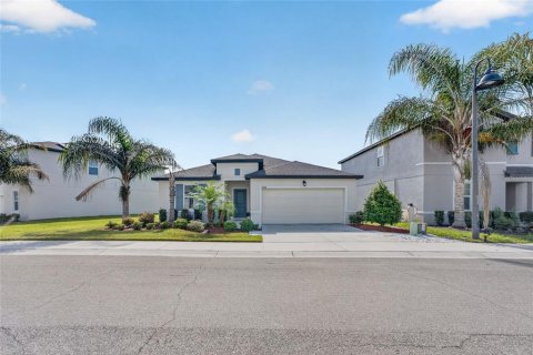 Villa ou maison à vendre à Zephyrhills, Floride: 4 chambres, 171.13 m2 № 2217537 - photo 2