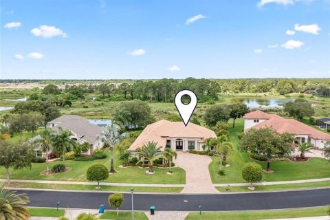 House in Palm Bay, Florida 5 bedrooms, 333.05 sq.m. № 1818845 - photo 2