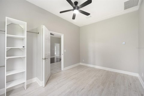 Casa en venta en Groveland, Florida, 4 dormitorios, 235.97 m2 № 1899910 - foto 16
