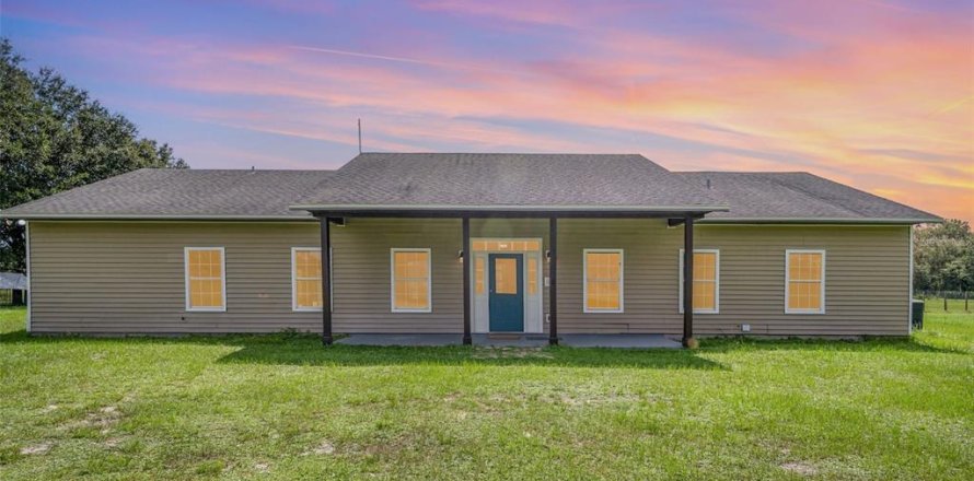 Casa en Groveland, Florida 4 dormitorios, 235.97 m2 № 1899910