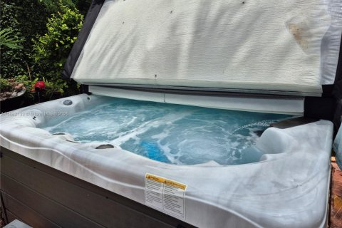 Купить виллу или дом в Хомстед, Флорида 4 спальни, 135.73м2, № 1977829 - фото 18