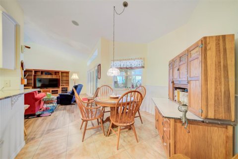 Casa en venta en Spring Hill, Florida, 3 dormitorios, 175.21 m2 № 1544146 - foto 11