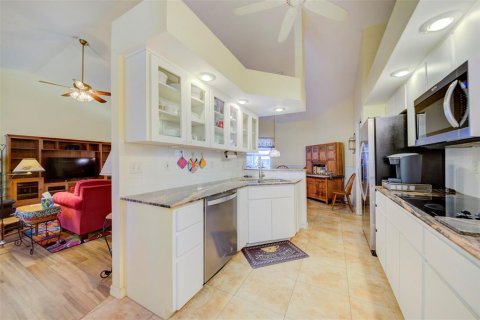 Casa en venta en Spring Hill, Florida, 3 dormitorios, 175.21 m2 № 1544146 - foto 4