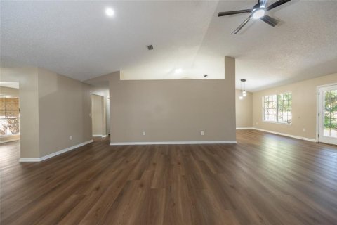 Villa ou maison à vendre à Palm Coast, Floride: 4 chambres, 239.69 m2 № 2402805 - photo 19