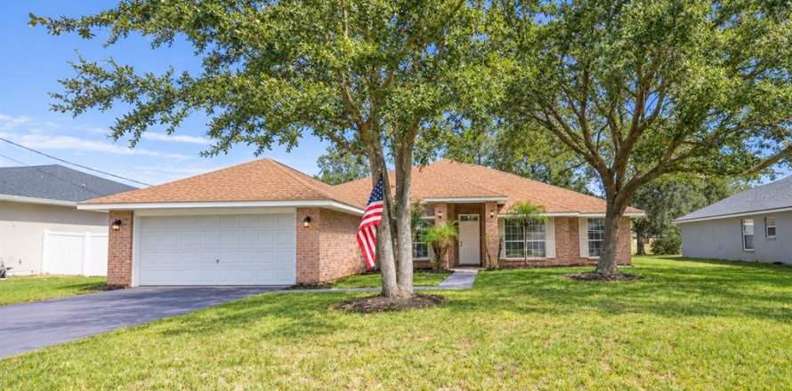 Villa ou maison à Palm Coast, Floride 4 chambres, 239.69 m2 № 2402805