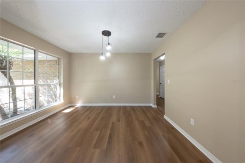Villa ou maison à vendre à Palm Coast, Floride: 4 chambres, 239.69 m2 № 2402805 - photo 4