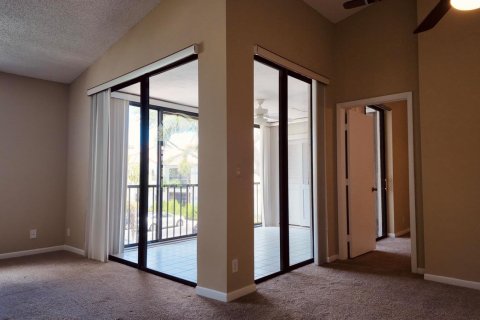 Copropriété à louer à Boynton Beach, Floride: 2 chambres, 105.82 m2 № 2077829 - photo 12