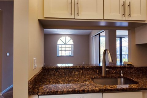 Copropriété à louer à Boynton Beach, Floride: 2 chambres, 105.82 m2 № 2077829 - photo 23