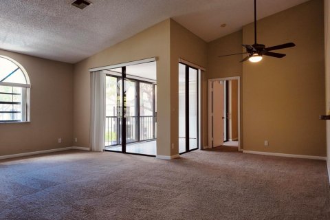 Copropriété à louer à Boynton Beach, Floride: 2 chambres, 105.82 m2 № 2077829 - photo 10