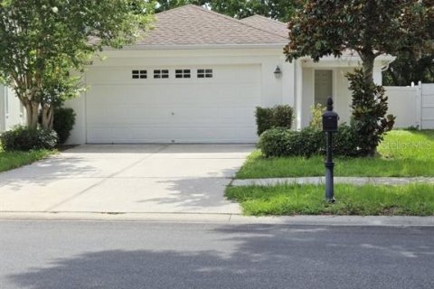 Casa en Land O' Lakes, Florida 3 dormitorios, 120.31 m2 № 2167477