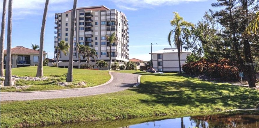 Condominio en Saint Petersburg, Florida, 2 dormitorios № 1845244