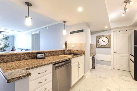 Condominio en venta en Saint Petersburg, Florida, 2 dormitorios, 116.13 m2 № 1845244 - foto 5
