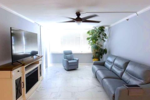 Condominio en venta en Saint Petersburg, Florida, 2 dormitorios, 116.13 m2 № 1845244 - foto 8