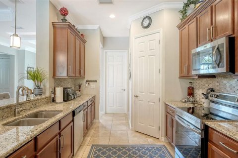 Villa ou maison à louer à Bradenton, Floride: 3 chambres, 241.55 m2 № 2116592 - photo 11
