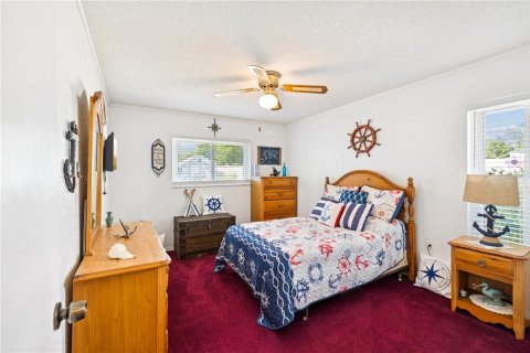 House in Spring Hill, Florida 3 bedrooms, 147.62 sq.m. № 1869155 - photo 28