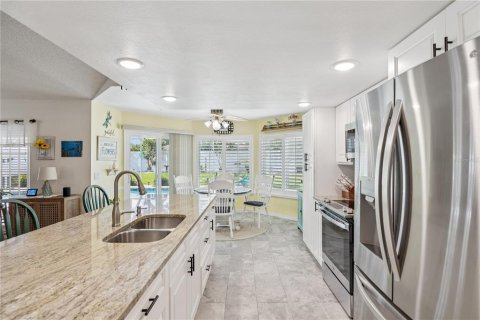House in Spring Hill, Florida 3 bedrooms, 147.62 sq.m. № 1869155 - photo 3