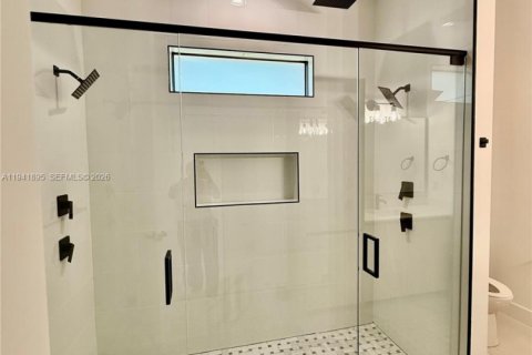 Villa ou maison à vendre à Port St. Lucie, Floride: 4 chambres, 306.48 m2 № 1998662 - photo 12