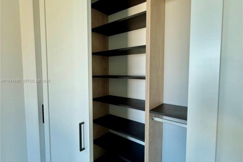 Villa ou maison à vendre à Port St. Lucie, Floride: 4 chambres, 306.48 m2 № 1998662 - photo 14