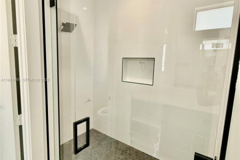 Villa ou maison à vendre à Port St. Lucie, Floride: 4 chambres, 306.48 m2 № 1998662 - photo 21