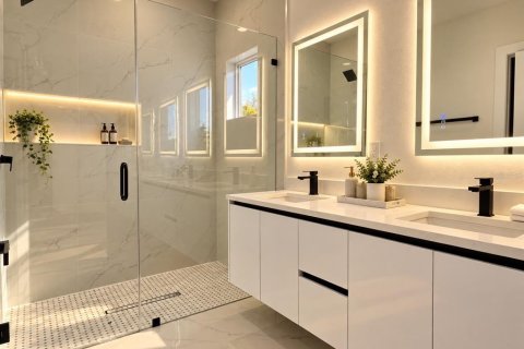 Villa ou maison à vendre à North Port, Floride: 4 chambres, 223.06 m2 № 2413493 - photo 14