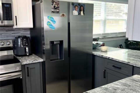Condominio en alquiler en Bradenton, Florida, 1 dormitorio, 78.97 m2 № 1681518 - foto 5