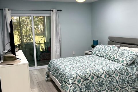 Condominio en alquiler en Bradenton, Florida, 1 dormitorio, 78.97 m2 № 1681518 - foto 11