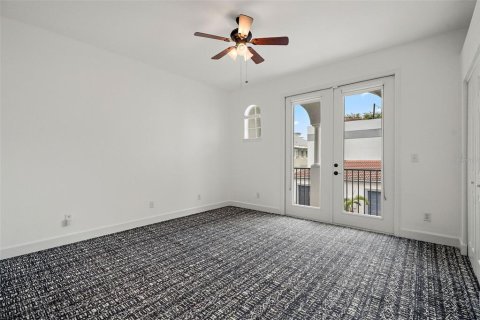 Touwnhouse à louer à Saint Petersburg, Floride: 2 chambres, 175.49 m2 № 2156335 - photo 11