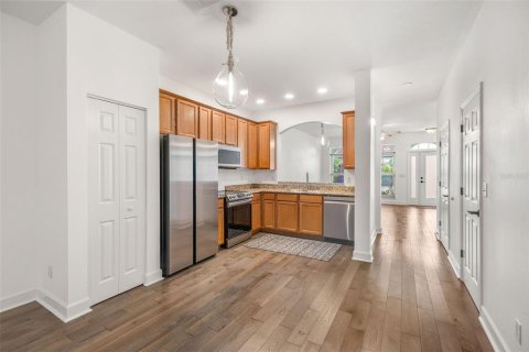 Touwnhouse à louer à Saint Petersburg, Floride: 2 chambres, 175.49 m2 № 2156335 - photo 8