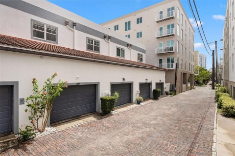 Touwnhouse à louer à Saint Petersburg, Floride: 2 chambres, 175.49 m2 № 2156335 - photo 4