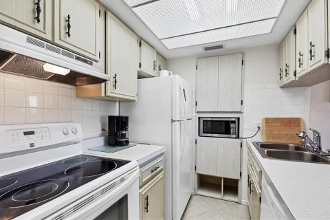 Condo in Venice, Florida, 2 bedrooms  № 1723640 - photo 11