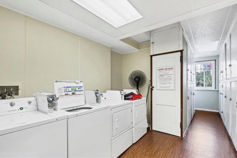 Condo in Venice, Florida, 2 bedrooms  № 1723640 - photo 23
