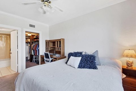 Condo in Venice, Florida, 2 bedrooms  № 1723640 - photo 16
