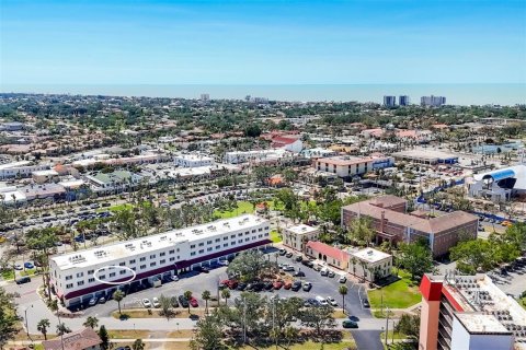 Condo in Venice, Florida, 2 bedrooms  № 1723640 - photo 2