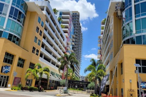 Condo in Tampa, Florida, 1 bedroom  № 2148372
