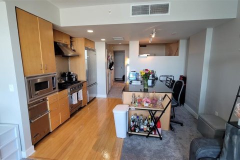 Condo in Tampa, Florida, 1 bedroom № 2148372 - photo 4