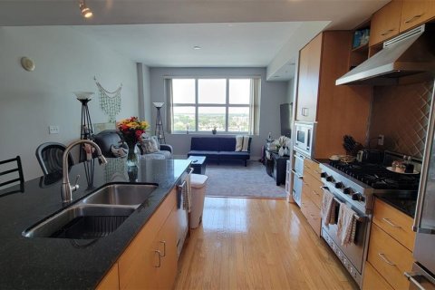 Condo in Tampa, Florida, 1 bedroom № 2148372 - photo 6