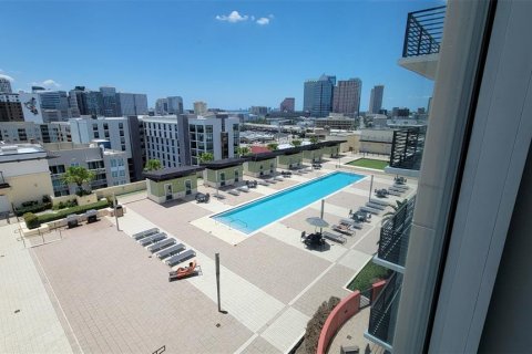 Condo in Tampa, Florida, 1 bedroom № 2148372 - photo 2